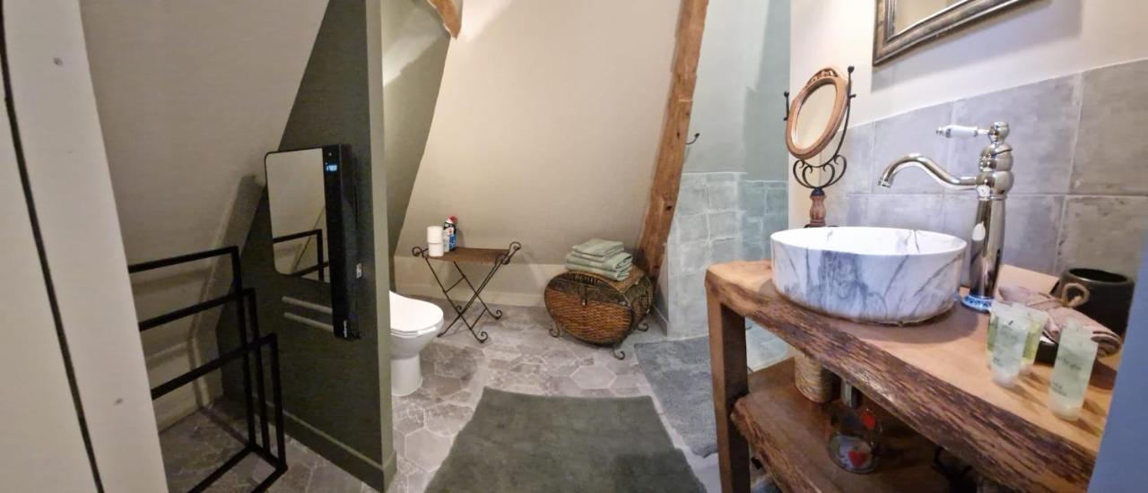 Lealie Bed & Breakfast Gonneville-sur-Honfleur Bagian luar foto